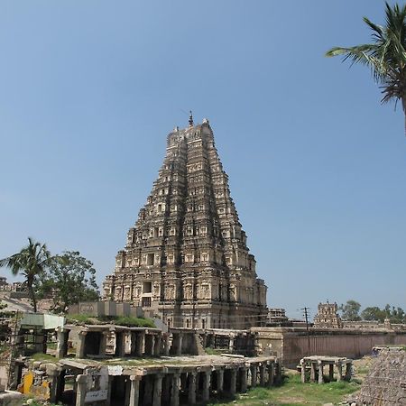 Om Shiva Guest House Hampi Exterior foto